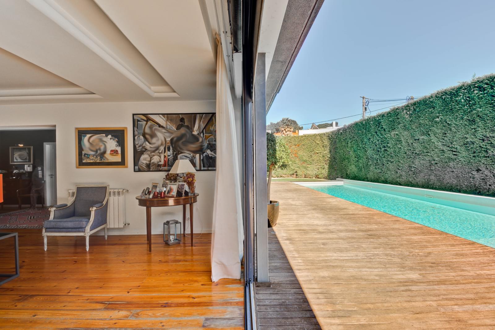 Villa for sale in Cascais and Estoril 12