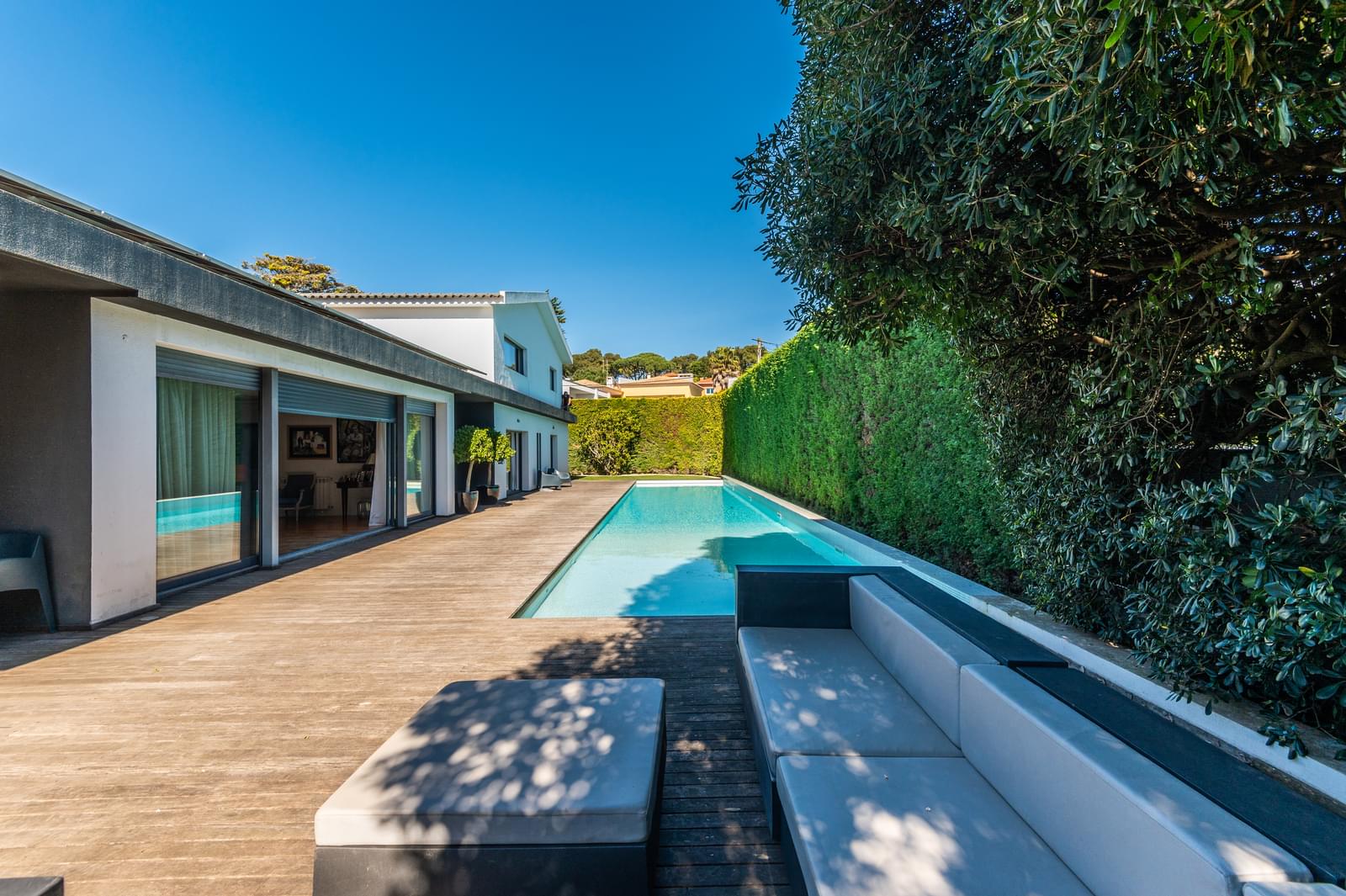 Villa for sale in Cascais and Estoril 3