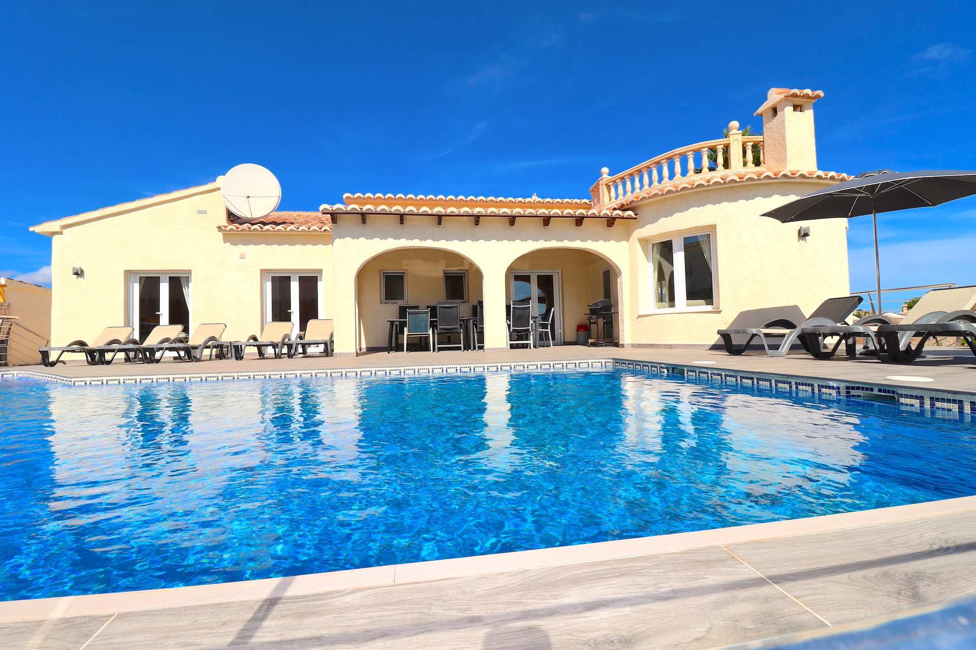 Villa à vendre à Alicante 2