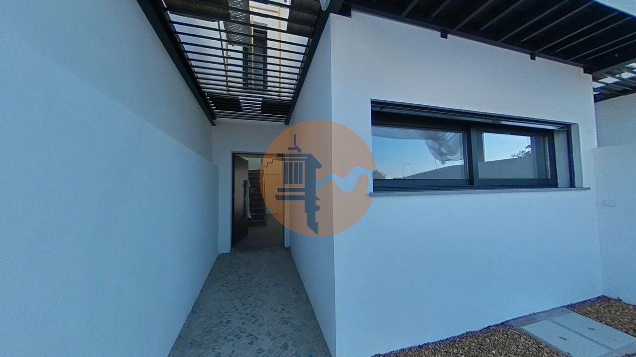 Villa for sale in Olhão 3