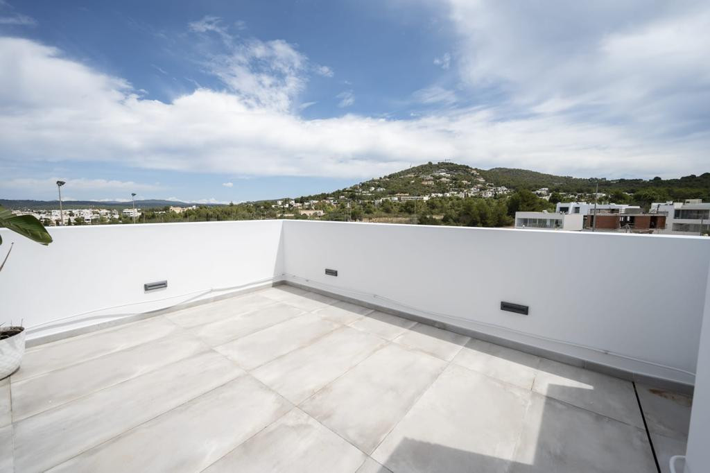 Adosada en venta en Ibiza 37