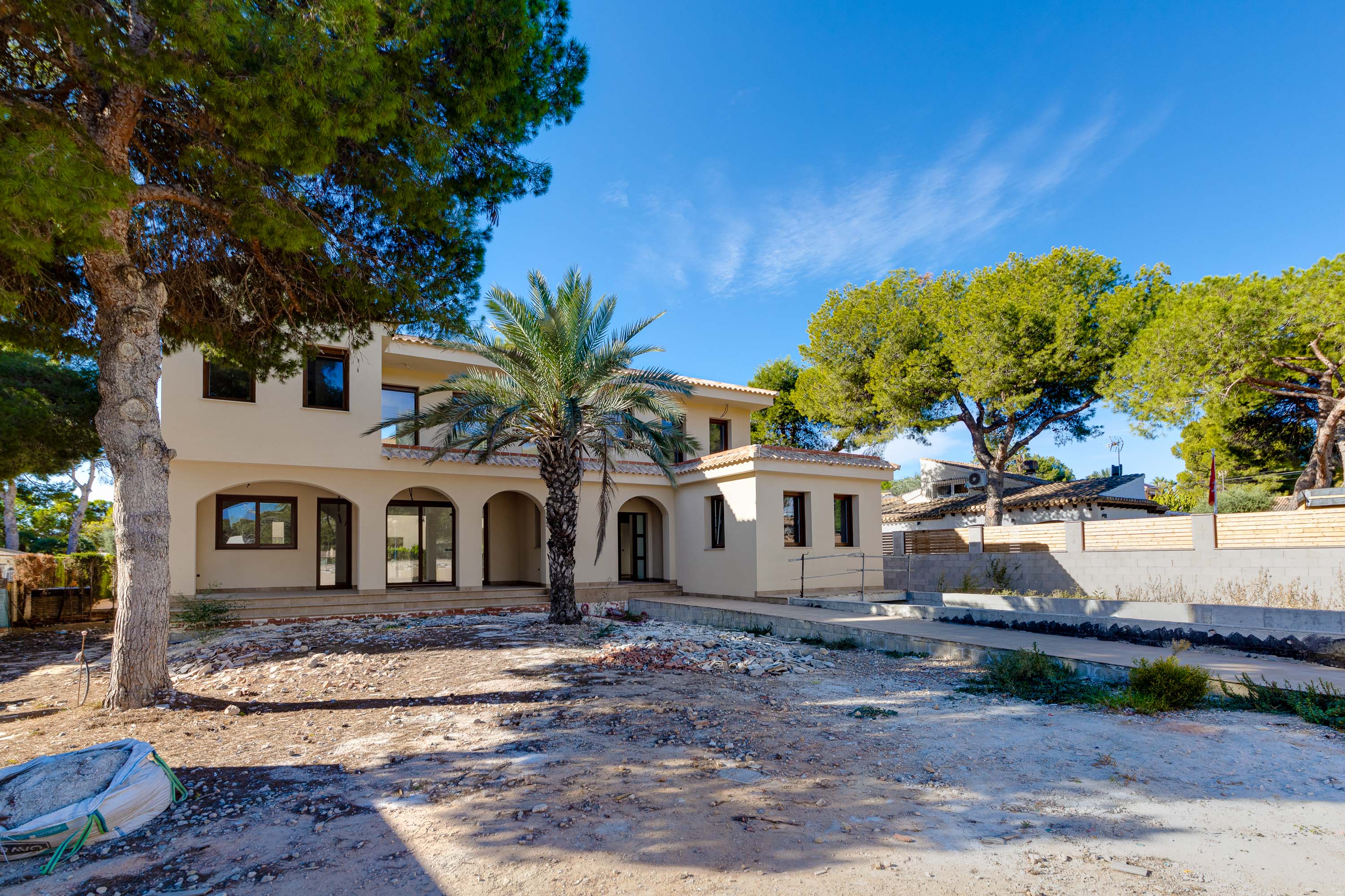 Villa for sale in Alicante 26