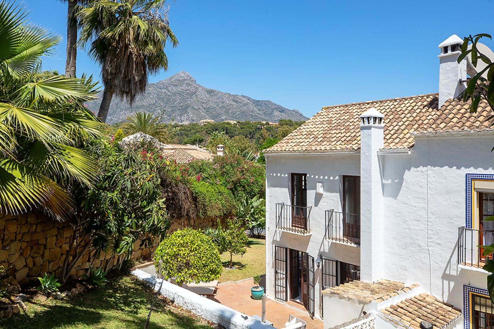 Property Image 598202-nueva-andalucia-townhouses-2-3