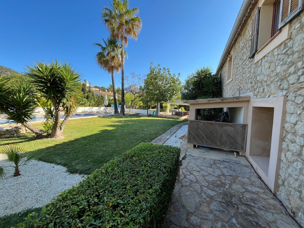 Villa for sale in Mallorca Southwest 11