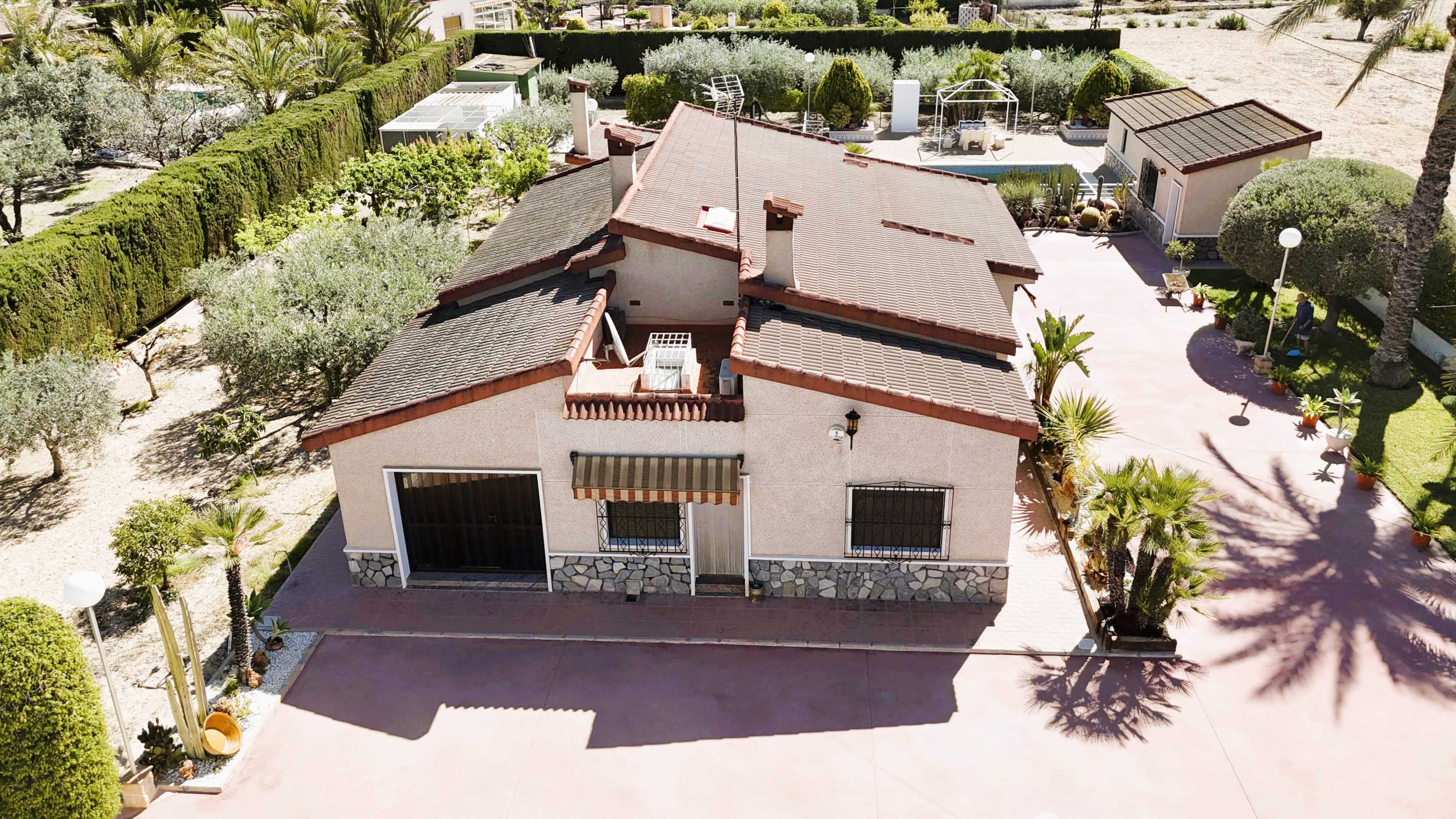 Countryhome for sale in Elche 1