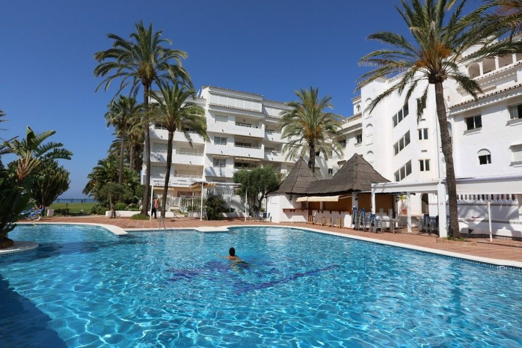 Apartment for sale in Marbella - East 17