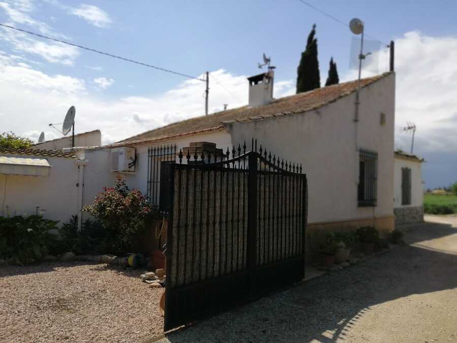 Countryhome te koop in Alicante 1