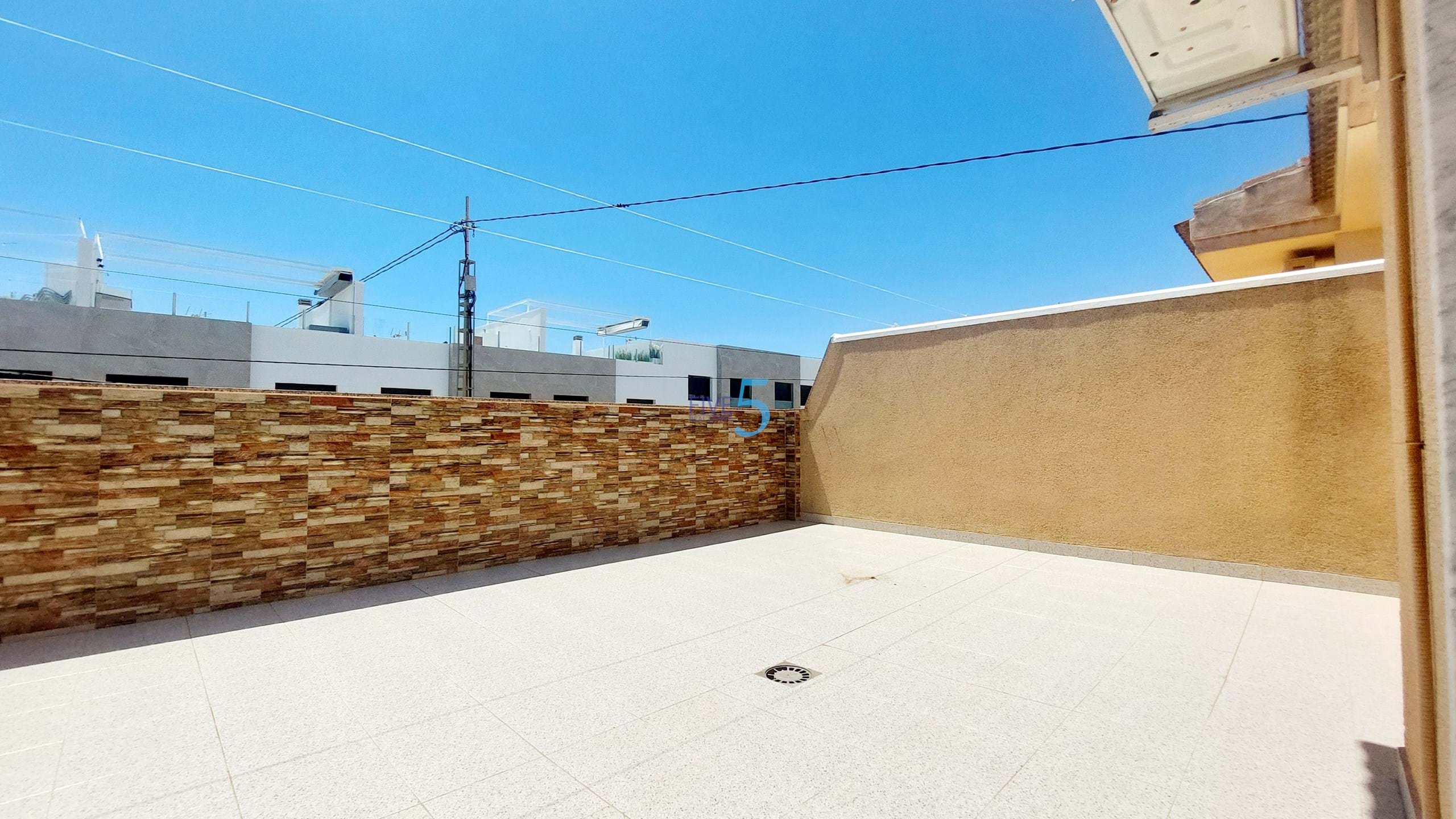 Townhouse for sale in Alicante 33