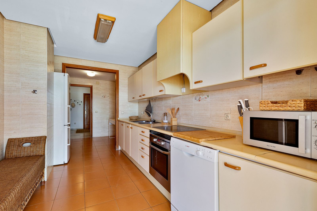 Apartamento en venta en Fuengirola 12