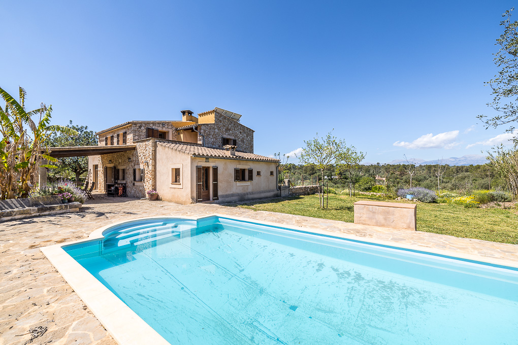 Countryhome for sale in Mallorca East 16