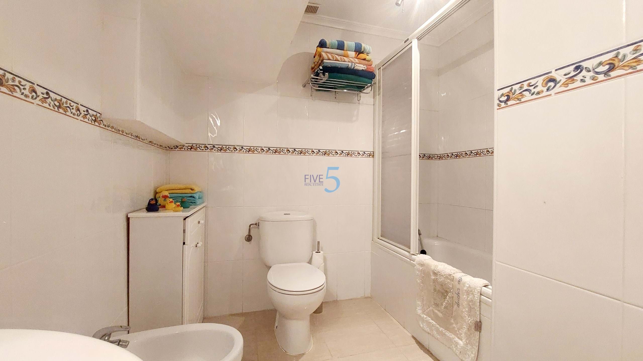 Townhouse for sale in Los Alcázares 30