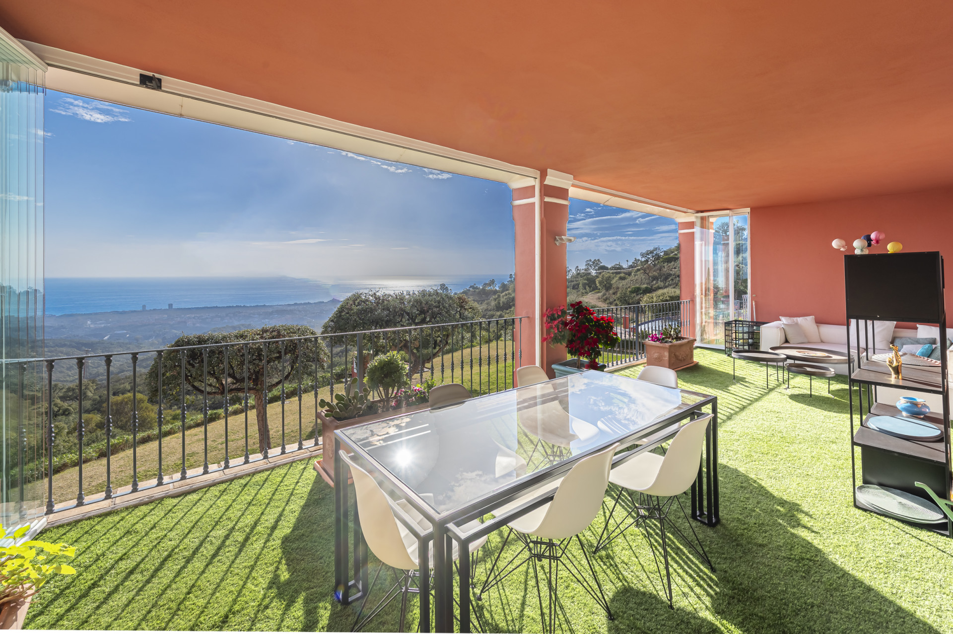 Apartment for sale in Marbella - East 1