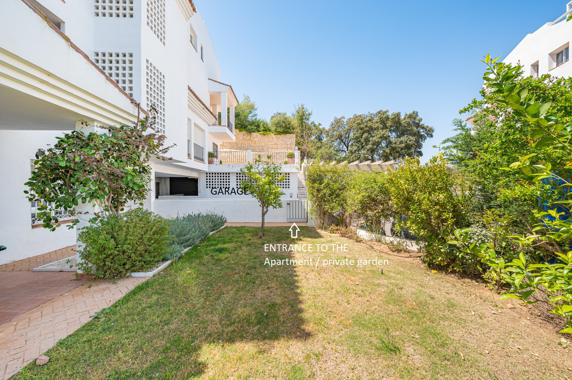 Apartment for sale in Marbella - East 25