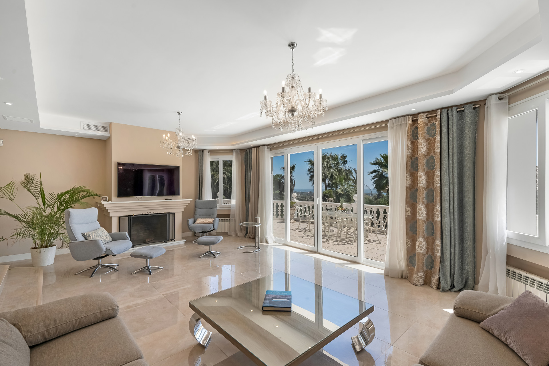 Chalé en venta en Marbella - East 6