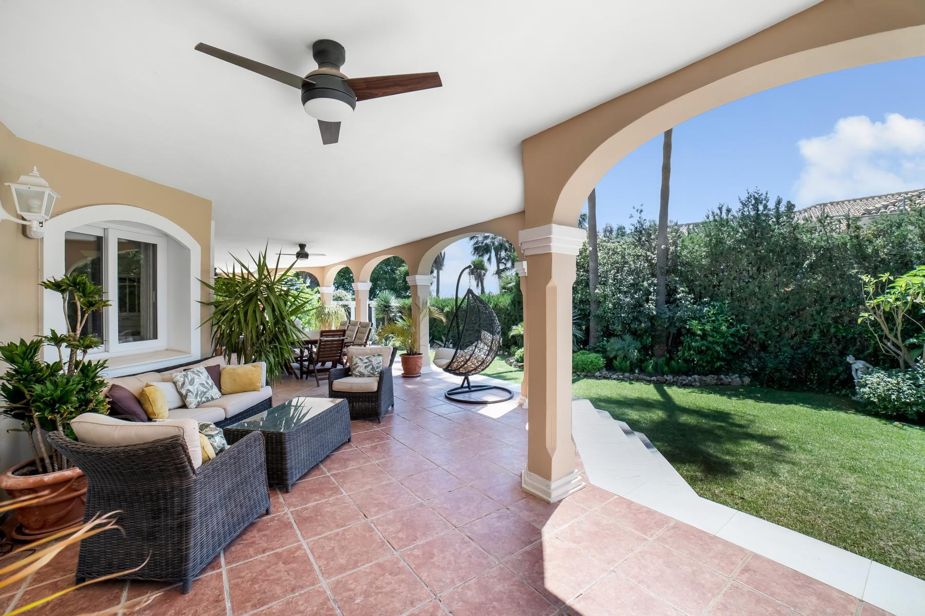 Villa till salu i Marbella - East 16