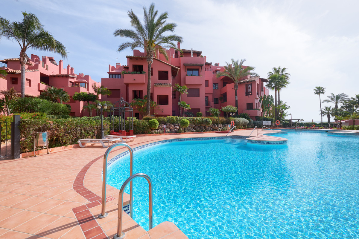 Penthouse te koop in Estepona 2