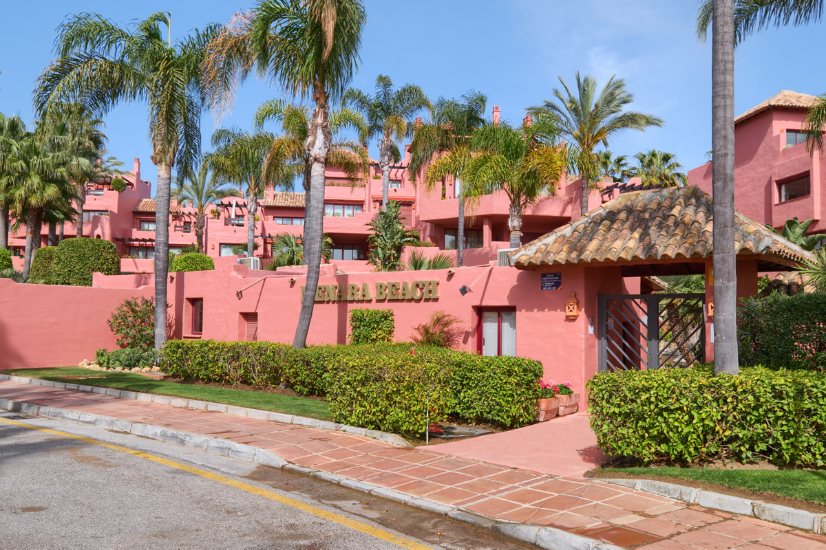 Penthouse te koop in Estepona 28