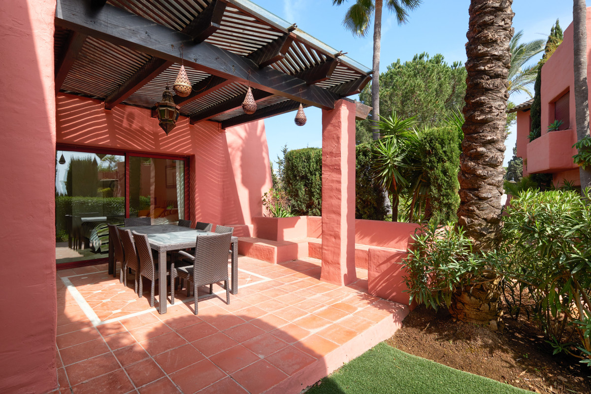 Penthouse te koop in Estepona 30