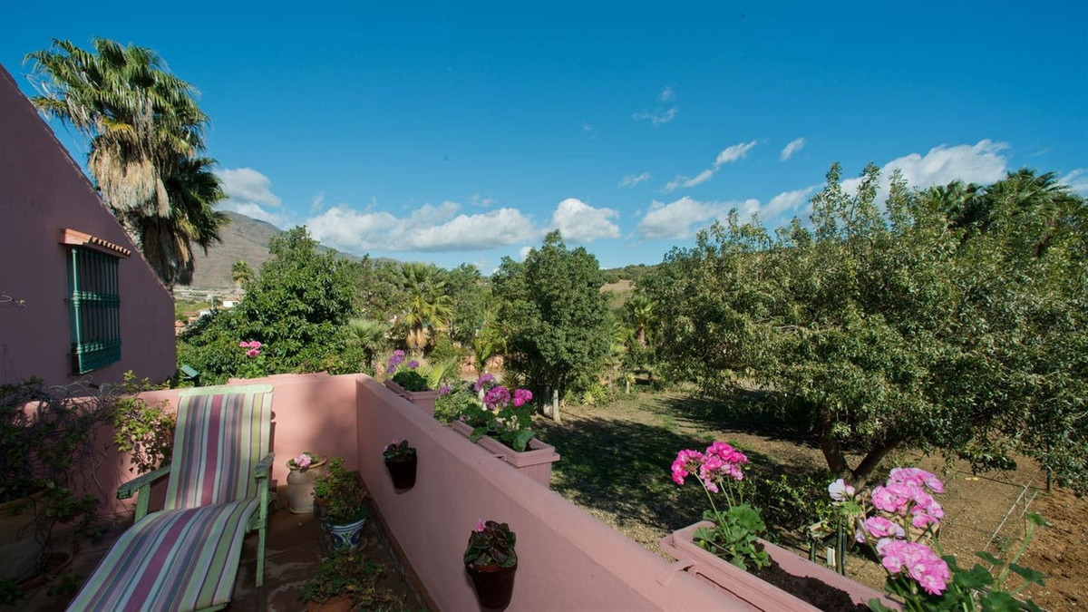 Countryhome for sale in Málaga 14