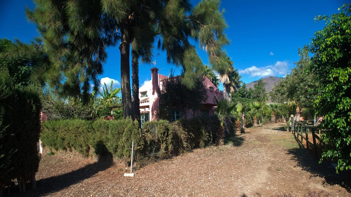 Загородный дом для продажи в Málaga 18