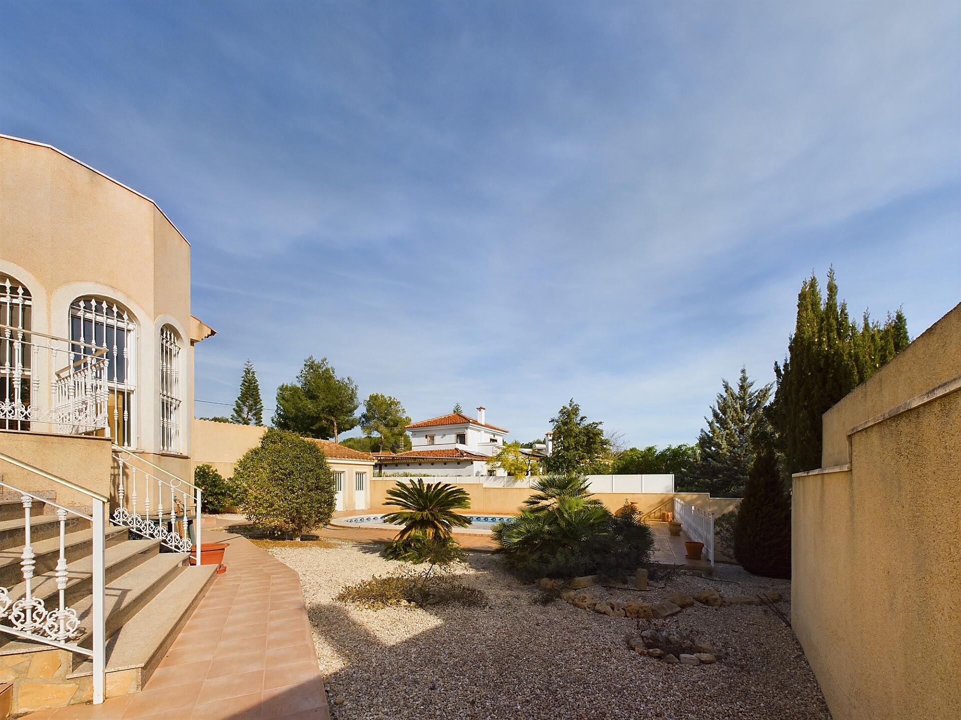 Villa for sale in Alicante 17