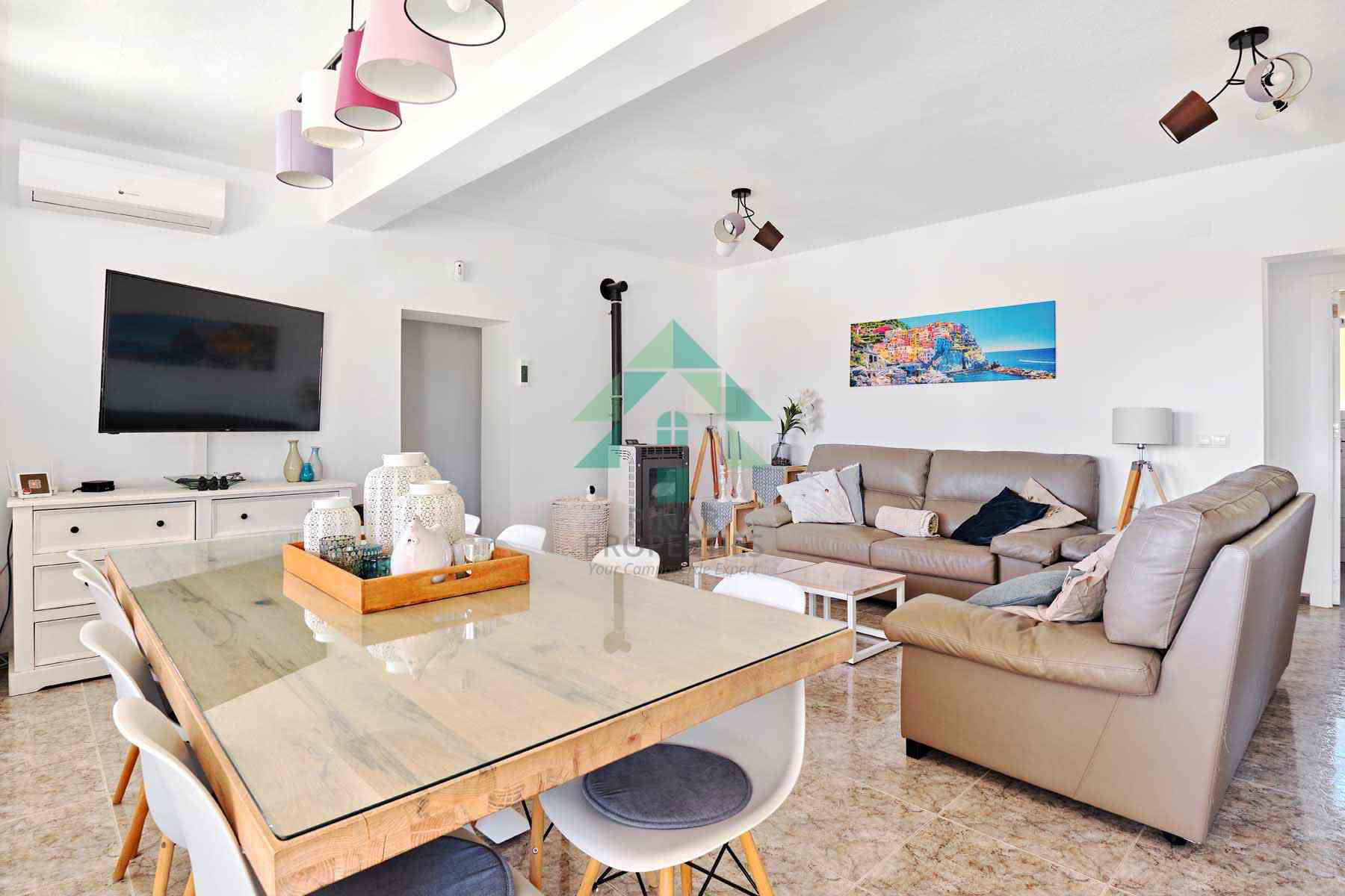 Villa for sale in Alicante 3