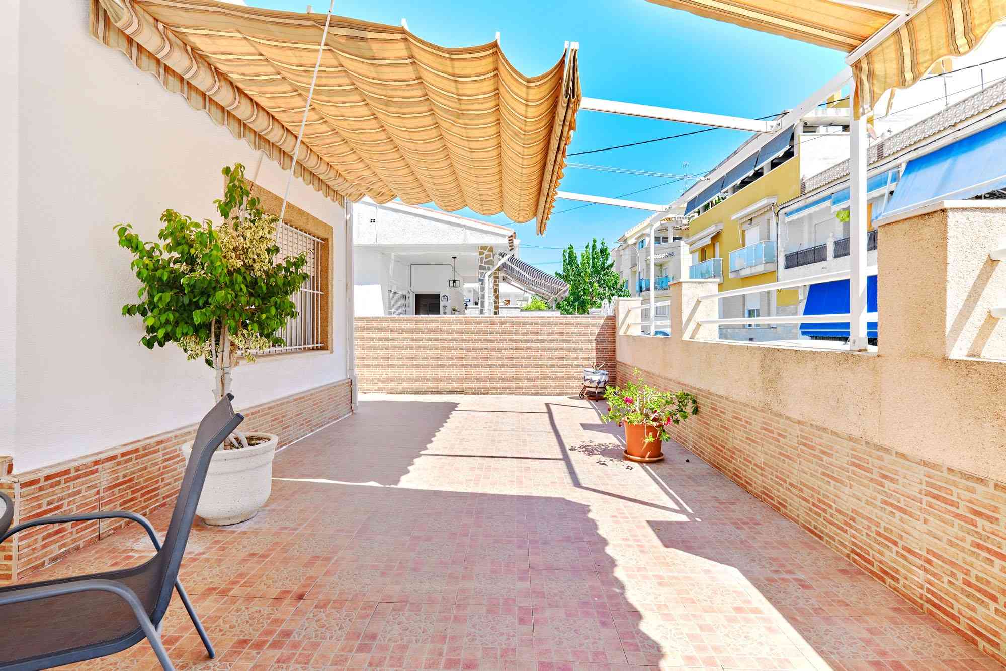 Villa for sale in Alicante 29