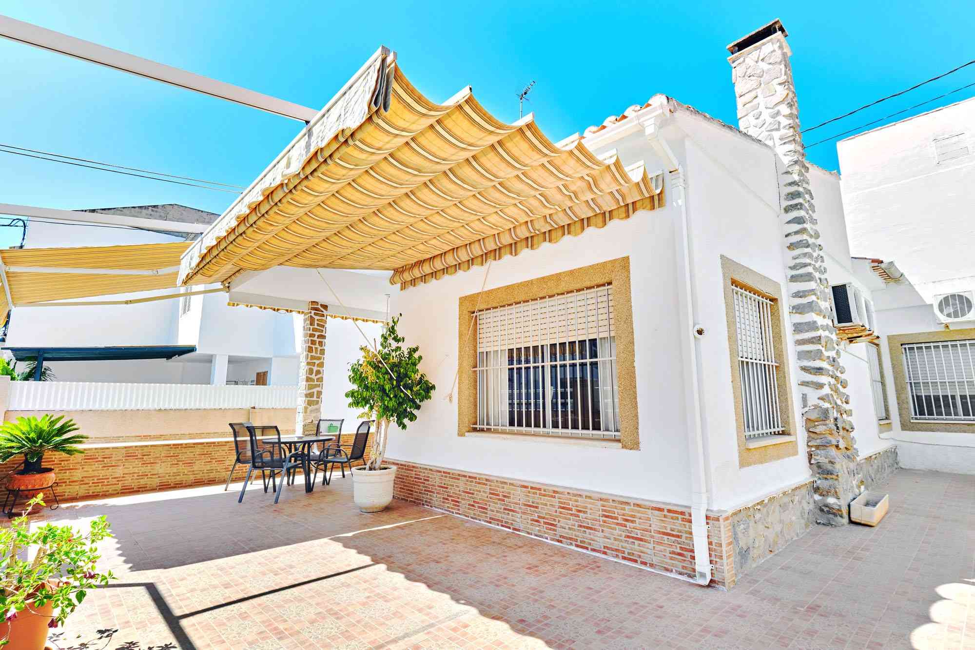 Villa for sale in Alicante 34