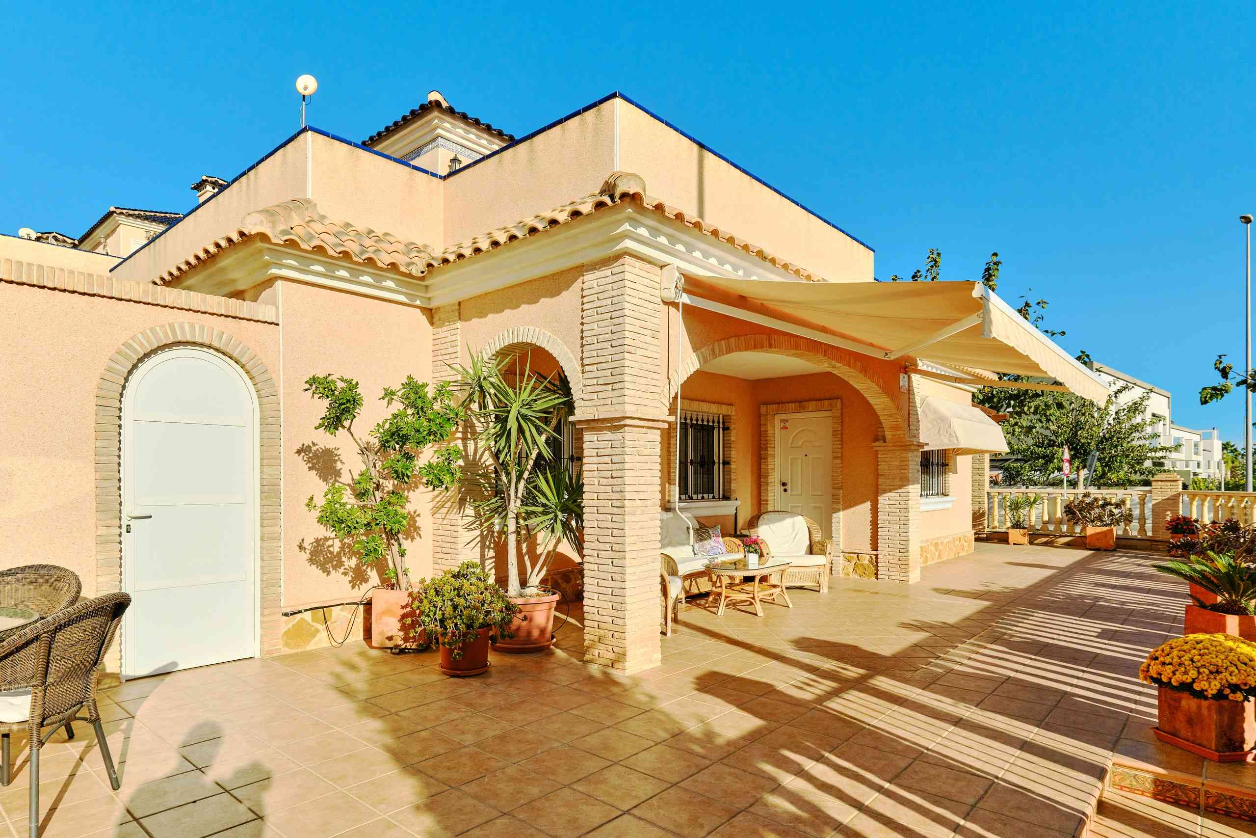 Villa for sale in Alicante 37