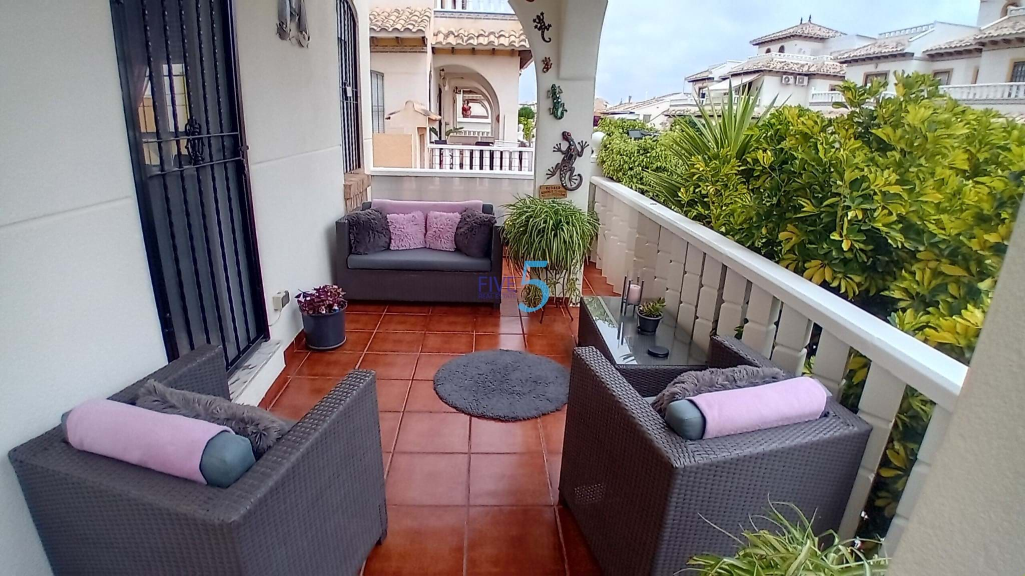 Adosada en venta en Alicante 22