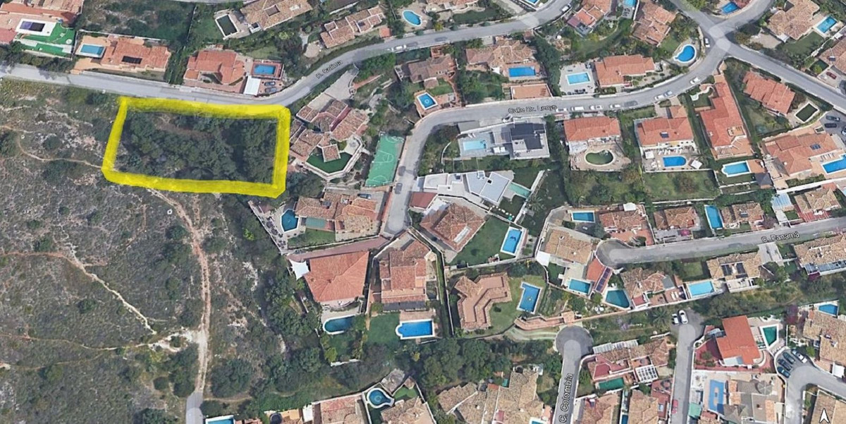 Размер собственного участка для продажи в Málaga 13