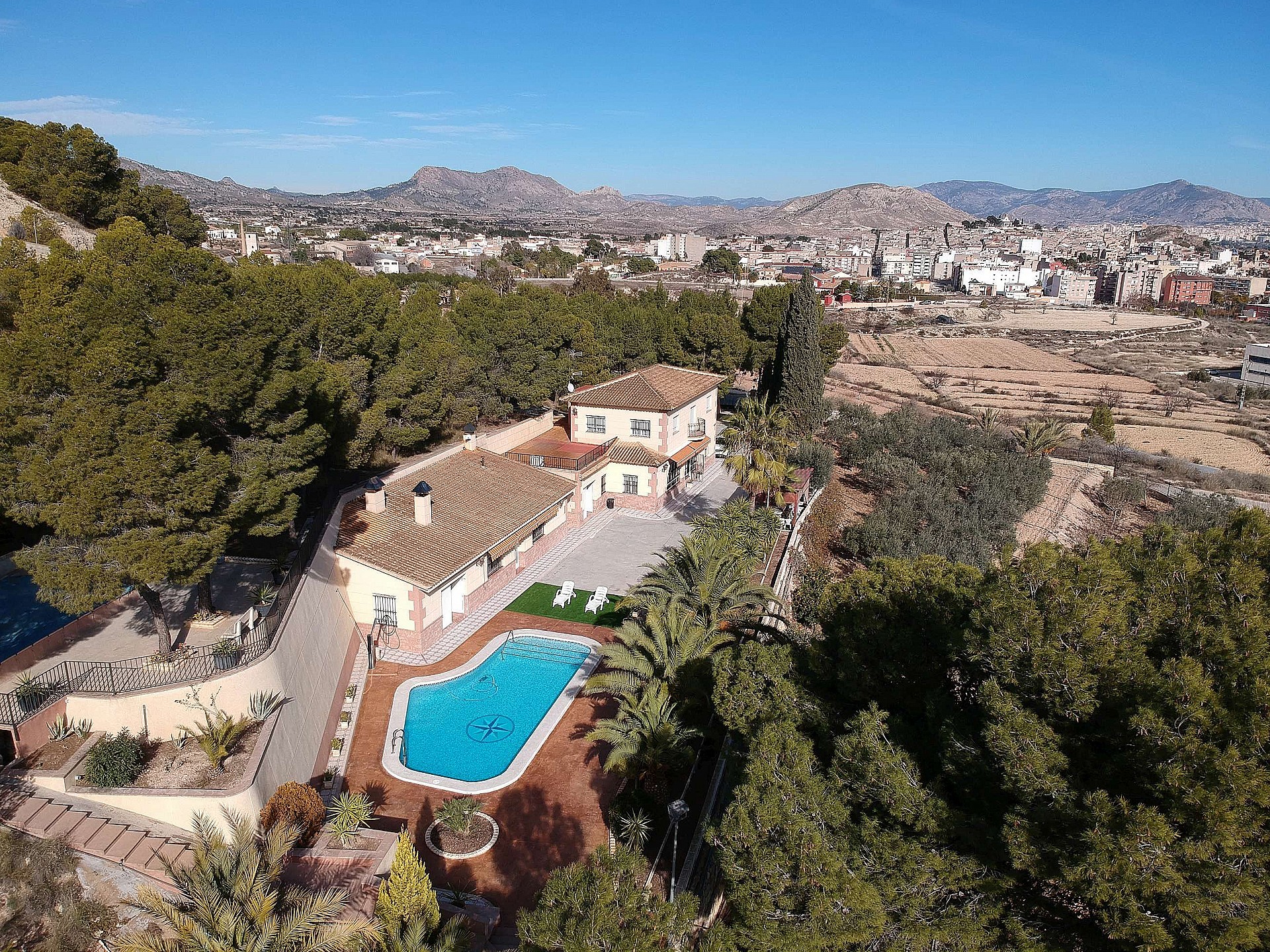 Villa till salu i Alicante 24