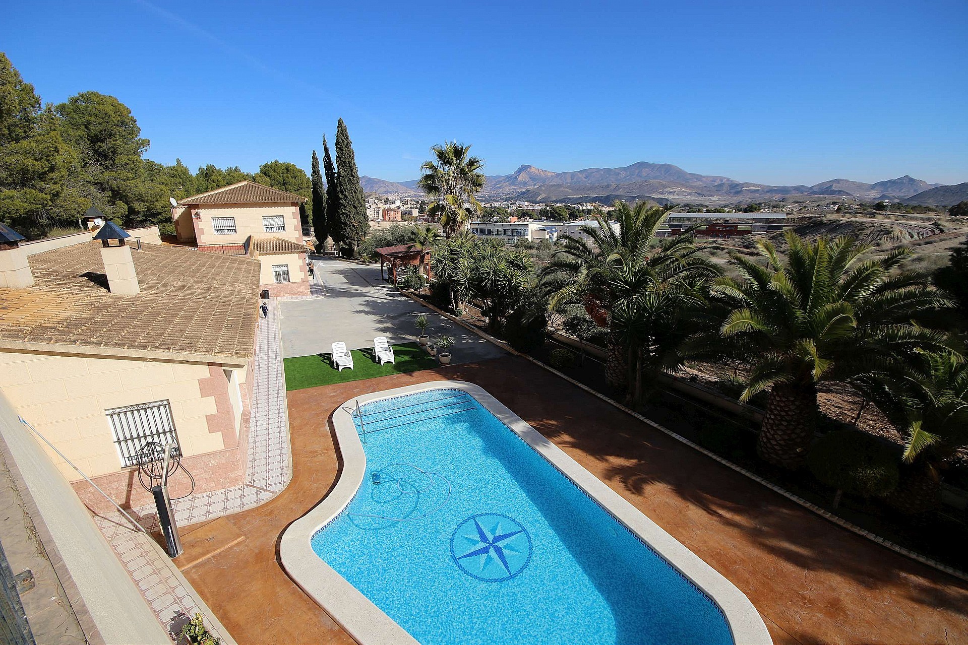 Villa till salu i Alicante 5