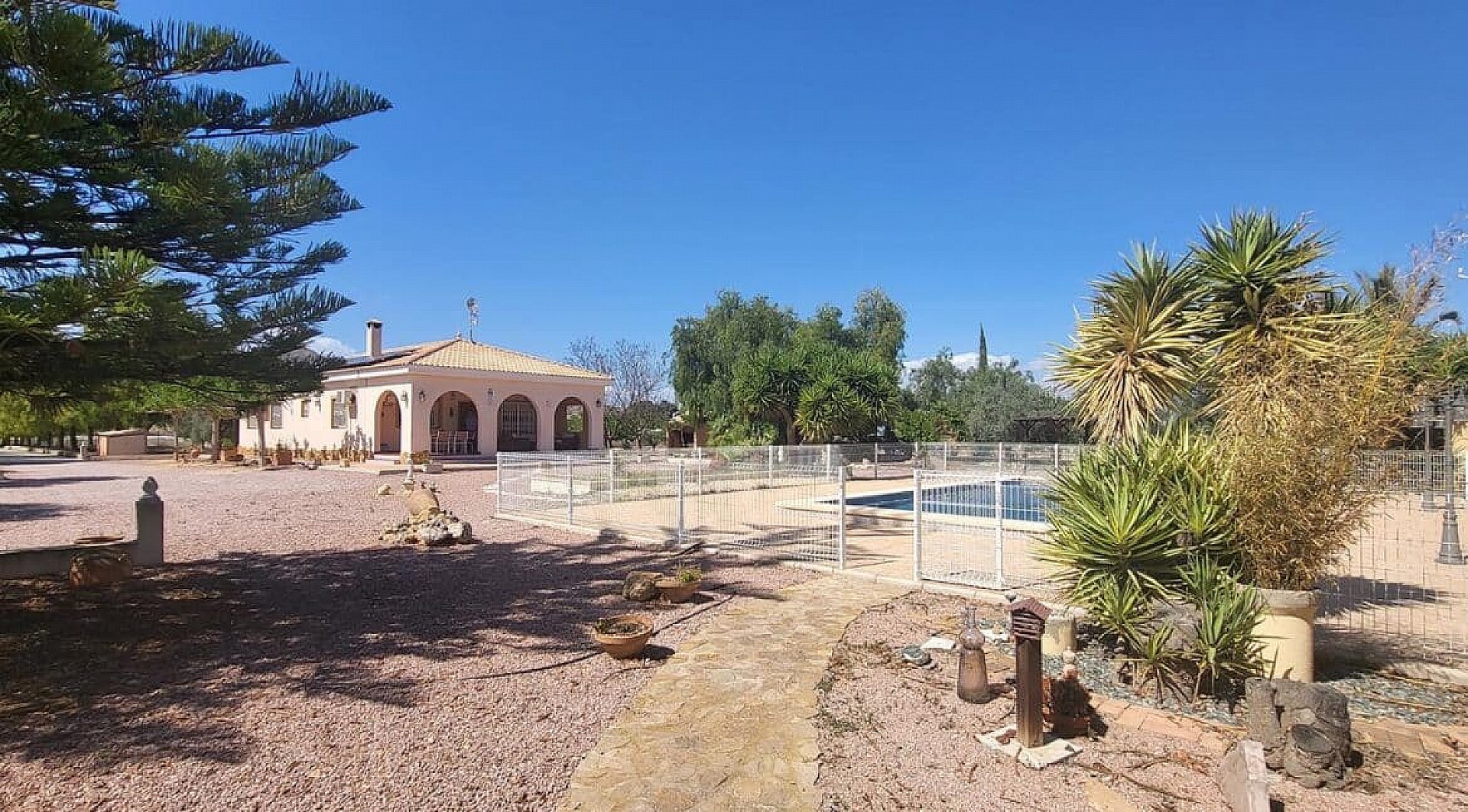 Villa à vendre à Alicante 27