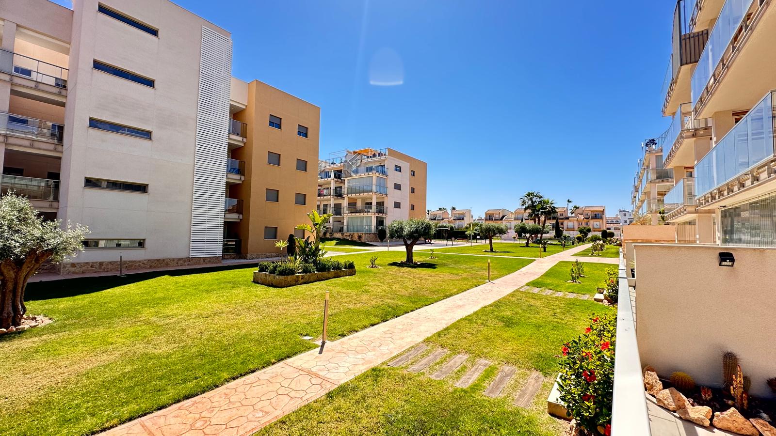 Lägenhet till salu i Alicante 40