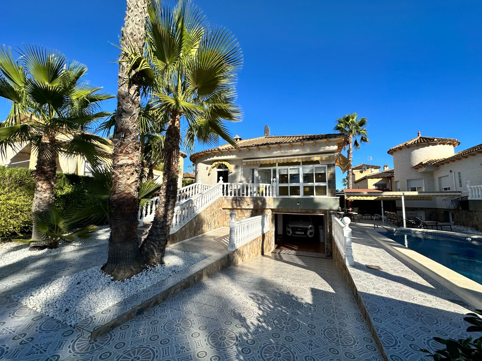 Villa for sale in Alicante 31