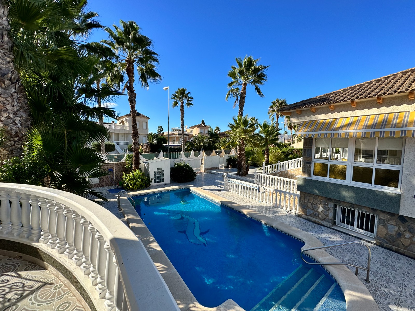 Villa à vendre à Alicante 5