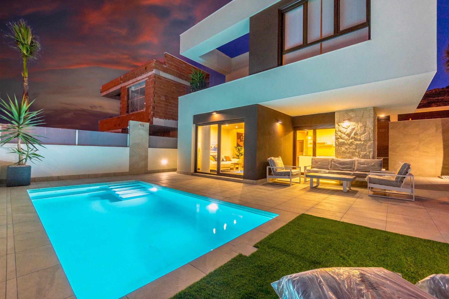 Villa for sale in Alicante 2