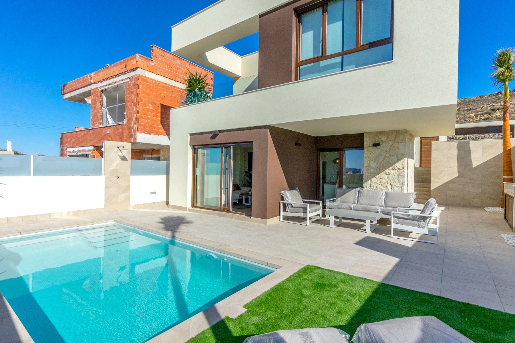 Villa for sale in Alicante 47