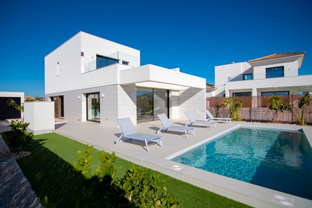 Villa te koop in Alicante 22