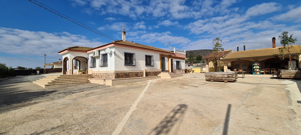 Villa te koop in Alicante 2