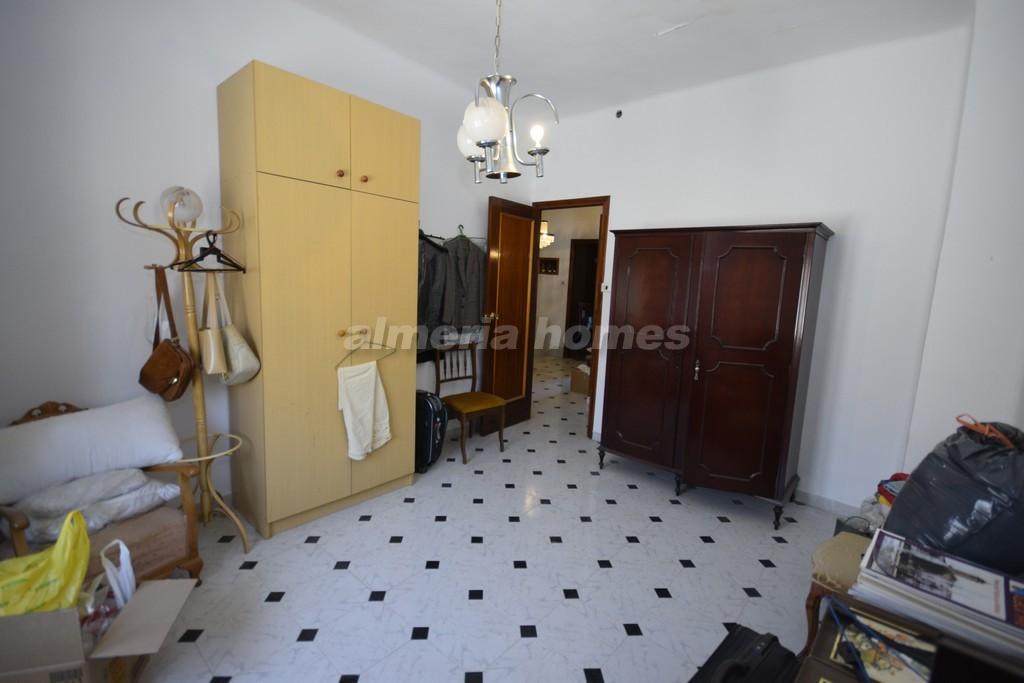 Townhouse for sale in Almería and surroundings 11