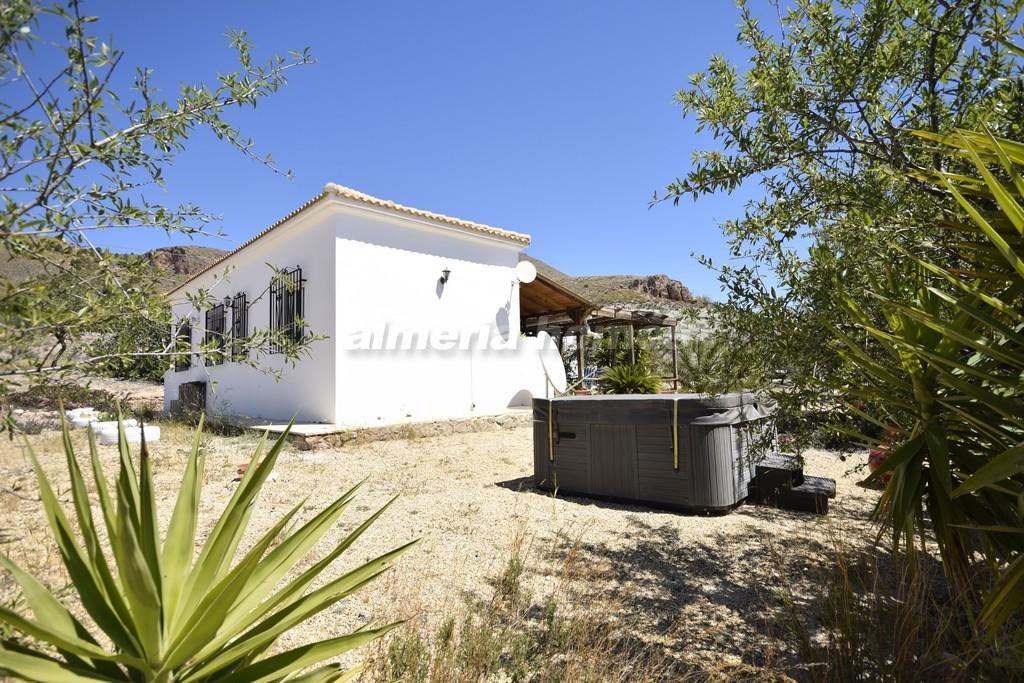 Villa for sale in Almería and surroundings 18