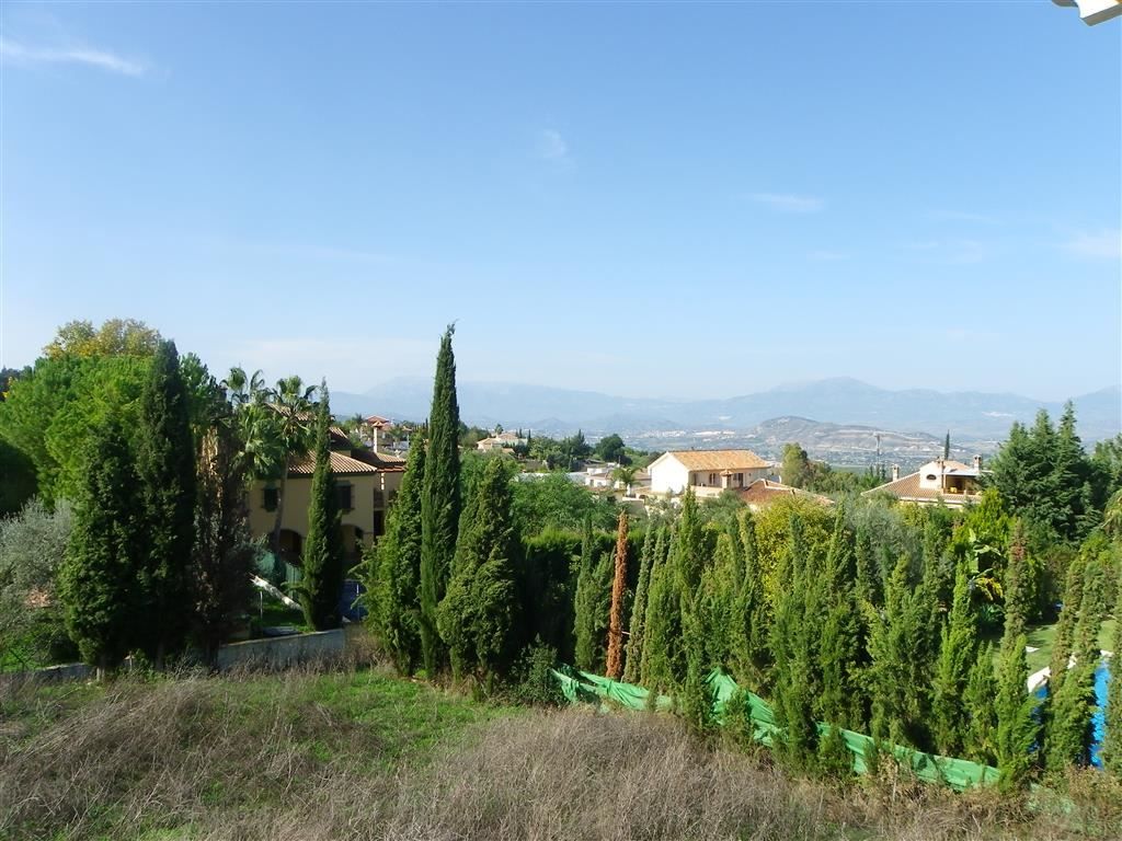 Plot for sale in Alhaurín 1