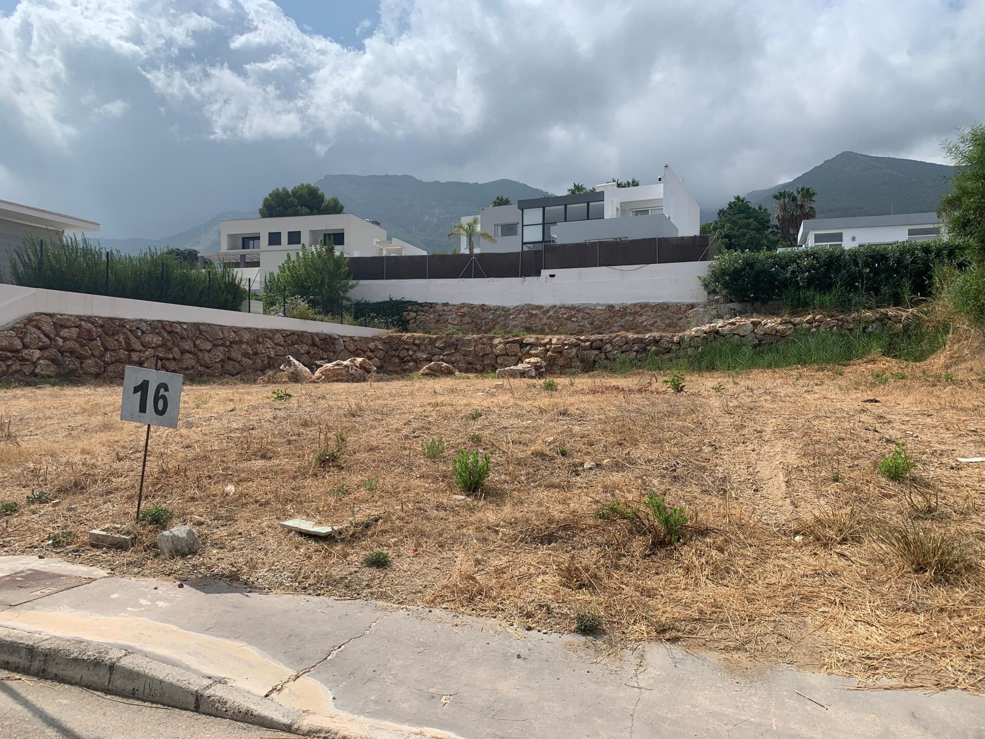 Plot for sale in Alhaurín 1