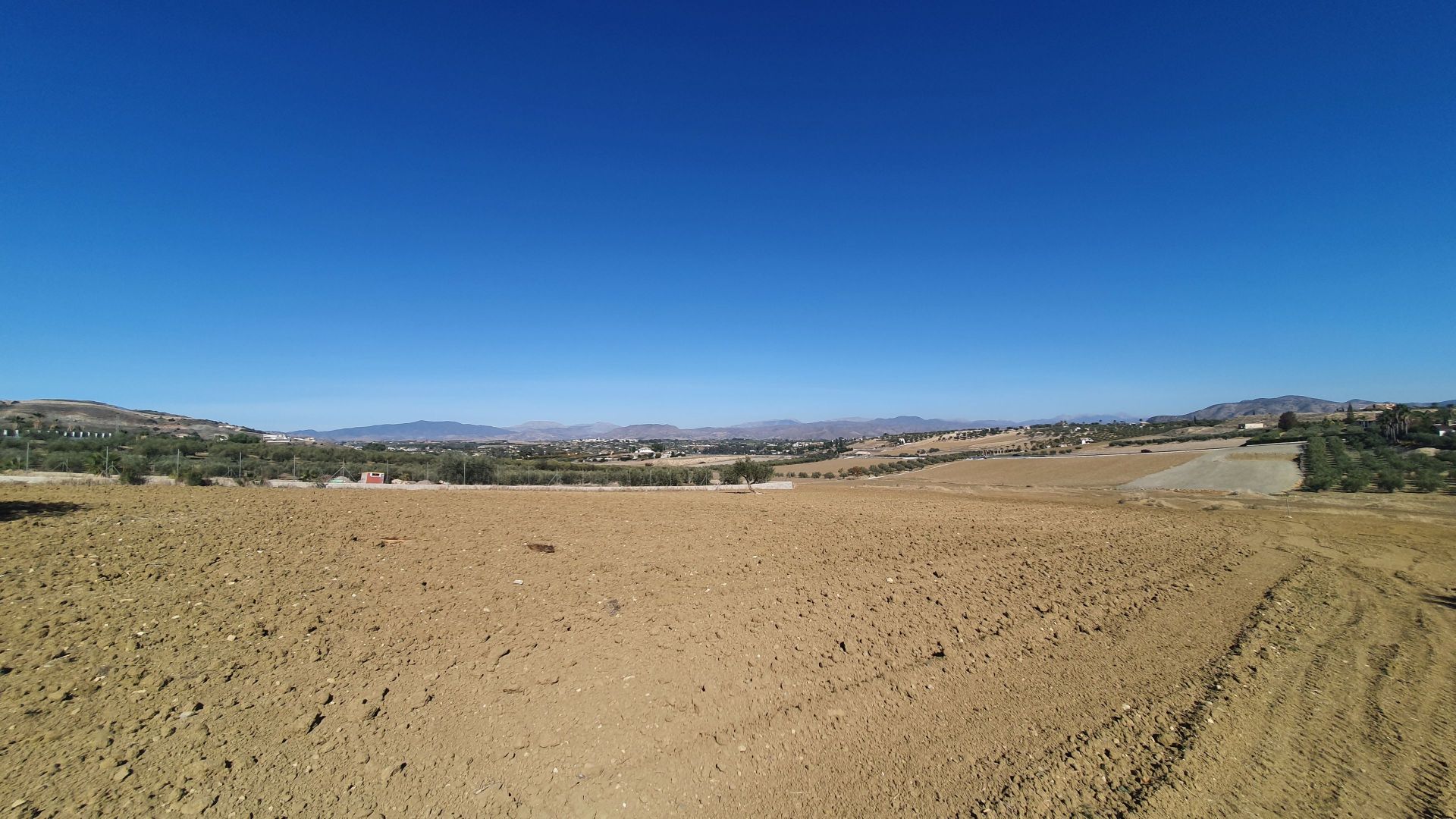 Plot for sale in Alhaurín 8