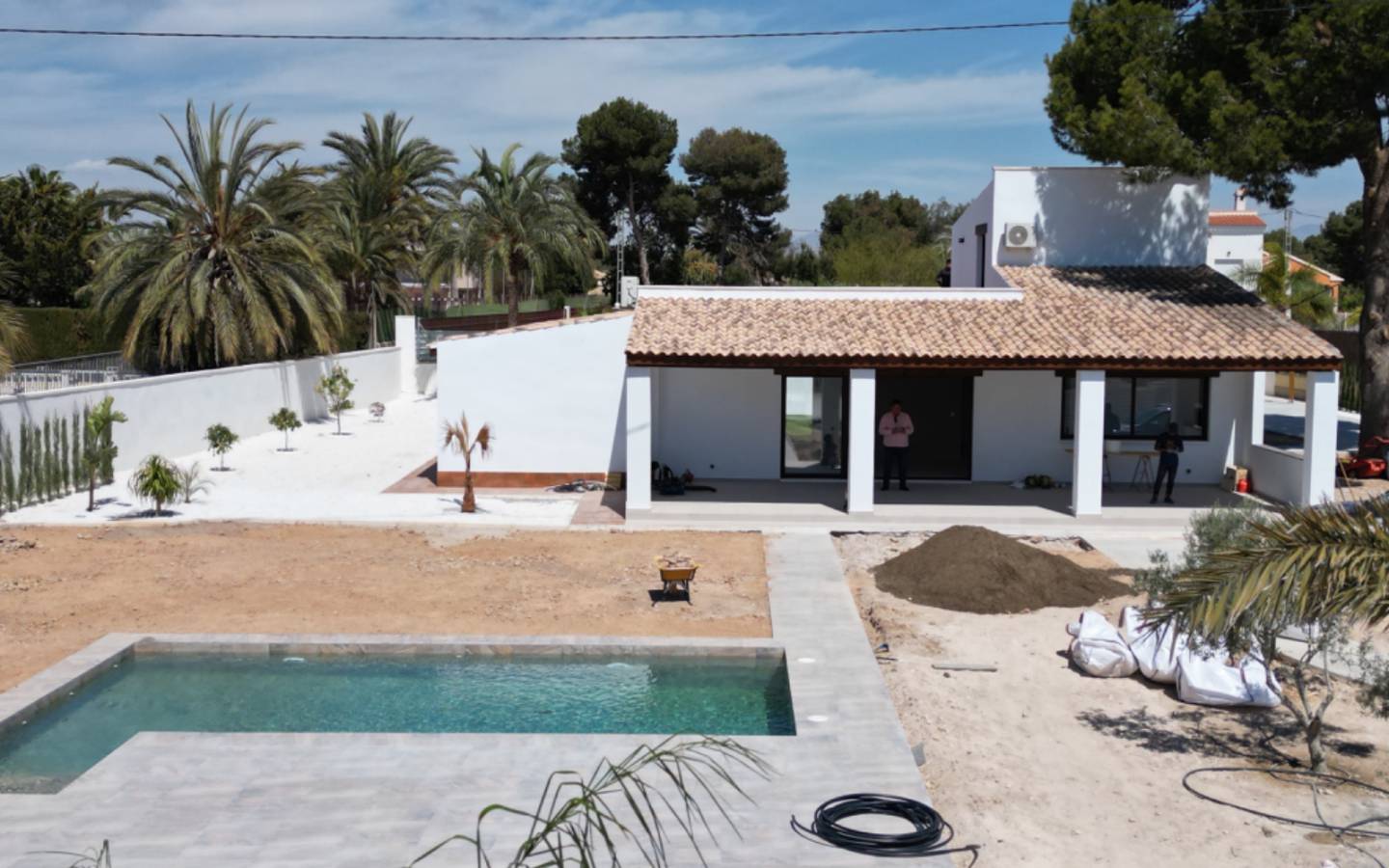 Villa te koop in Elche 4