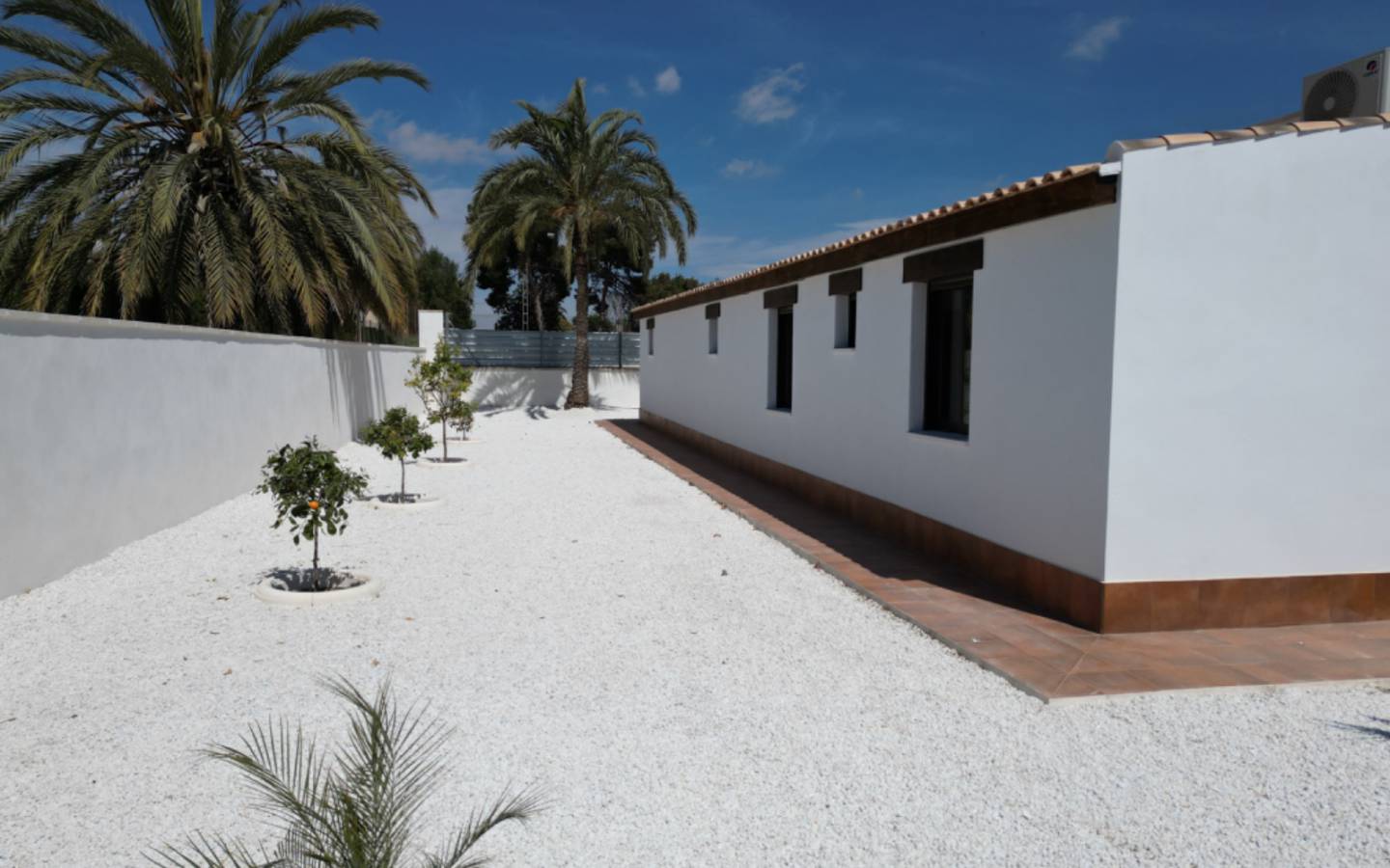 Villa te koop in Elche 43