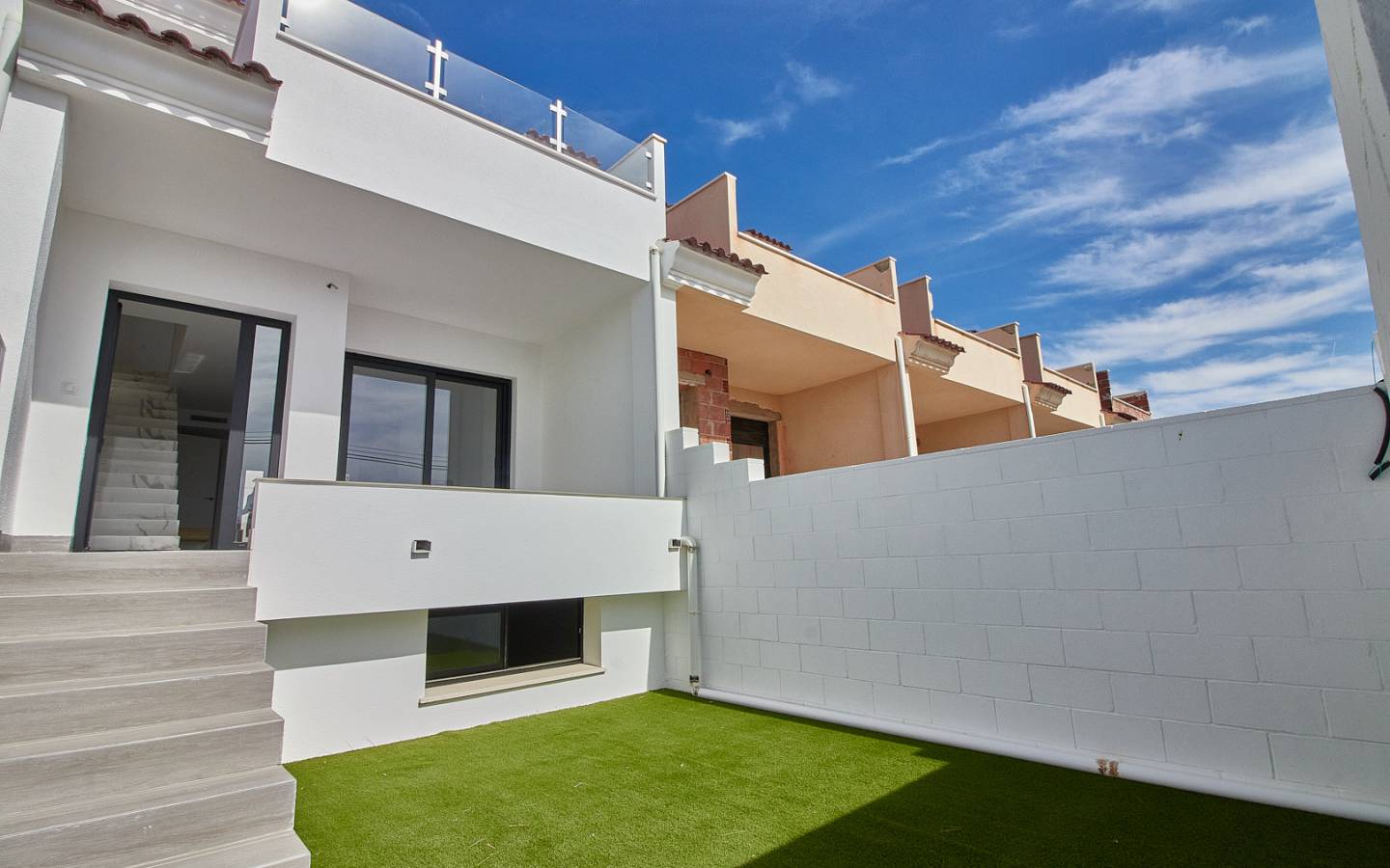 Villa te koop in Alicante 9