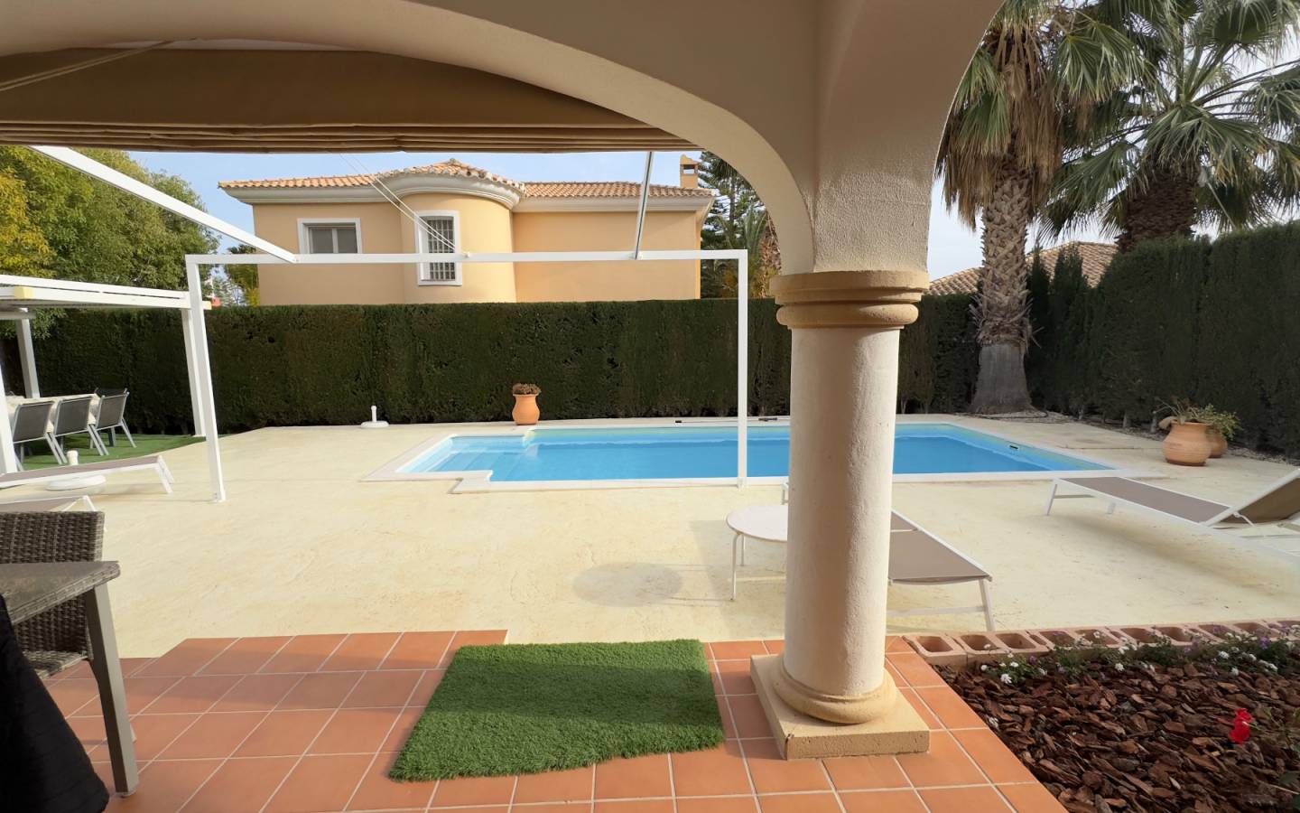 Villa te koop in Alicante 11